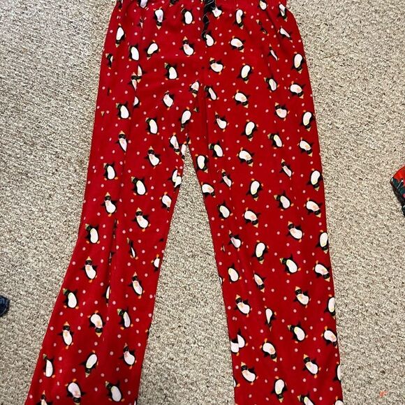 Rene Rofe Winter Penguin Fleece Pajama
Bottoms Red, XL - Picture 2 of 10